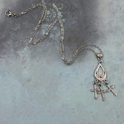 3 Cross Victorian necklace